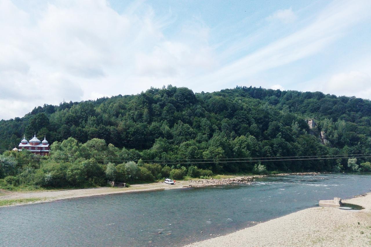 Karpaty Viking Motel Nizhneye Sinevidnoye Buitenkant foto