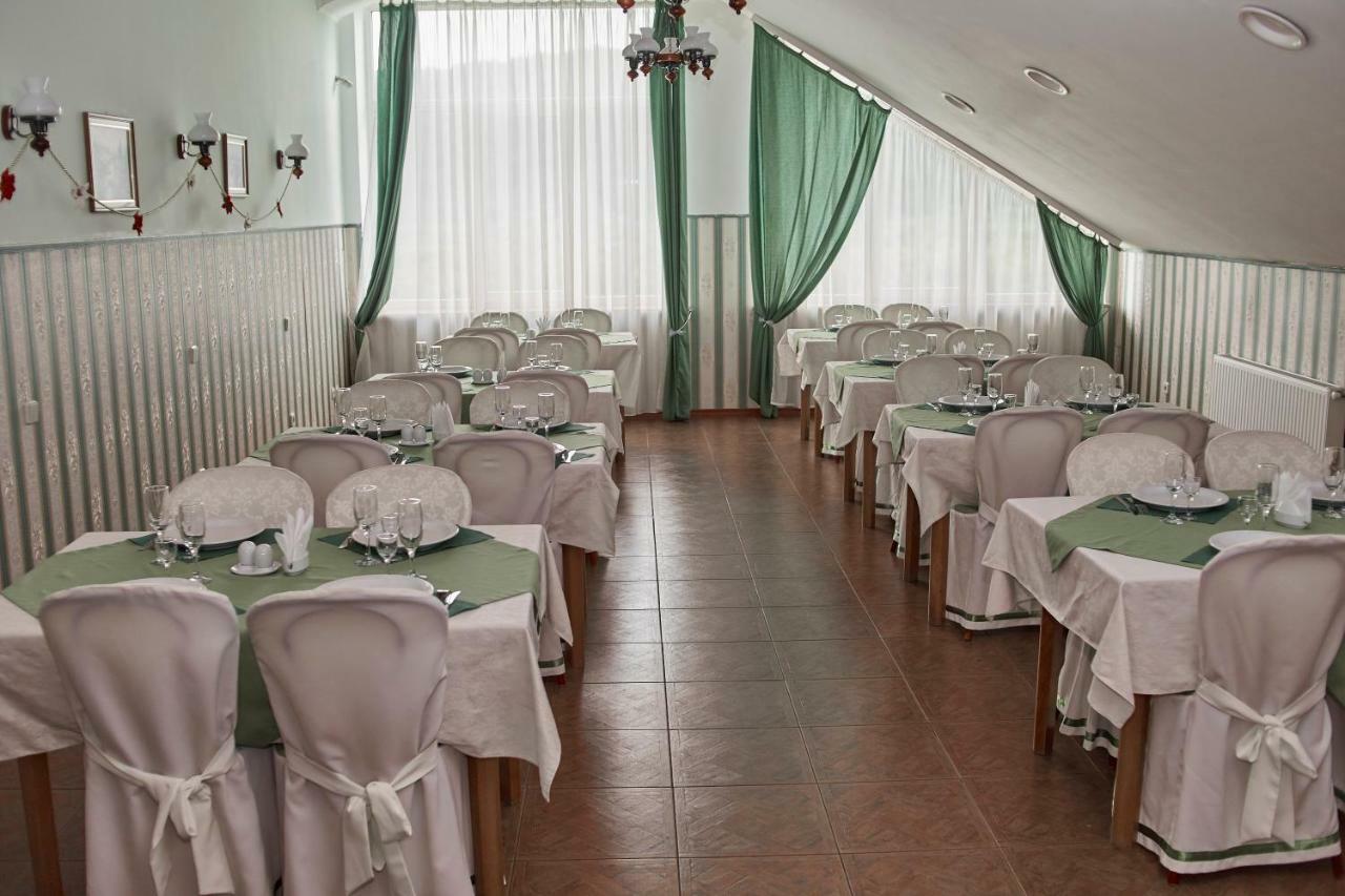 Karpaty Viking Motel Nizhneye Sinevidnoye Buitenkant foto