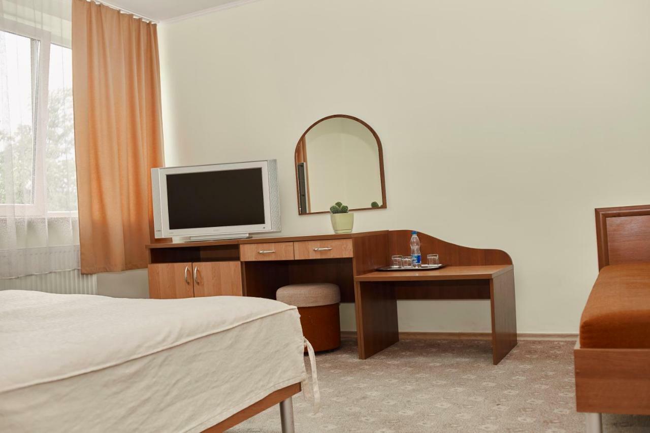 Karpaty Viking Motel Nizhneye Sinevidnoye Buitenkant foto
