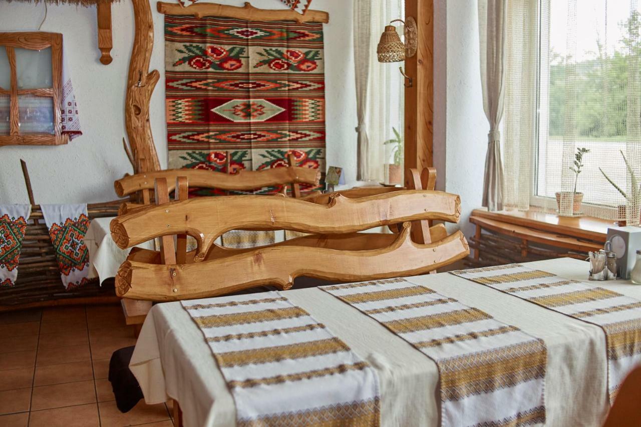 Karpaty Viking Motel Nizhneye Sinevidnoye Buitenkant foto